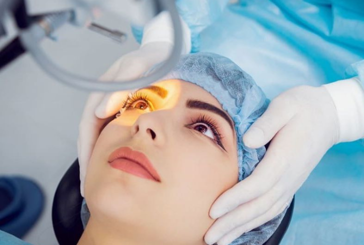 Does LASIK Eye Surgery Hurt? 